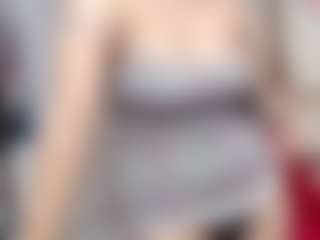 Live cam show with RoxaneEvanss - Cum In Pussy on Camsoda Late Night