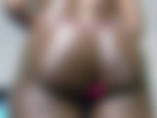 Live cam show with Ebony_Pearl69 - Ebony on Dare Cams | kenya