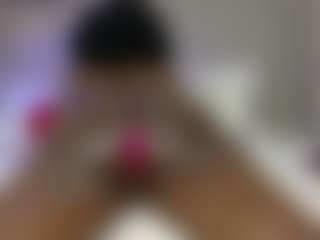Live cam show with Ebony_Pearl69 - Athletic Ebony on Strip Flash - Live Sex Shows