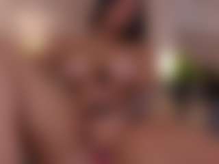 Live cam show with JadaKaii - Latina on TottyGirls