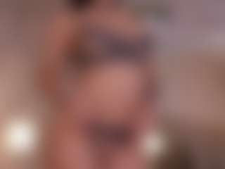 Live cam show with JadaKaii - Tease on CSO-WL