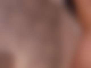 Live cam show with JadaKaii - Average on Camsoda