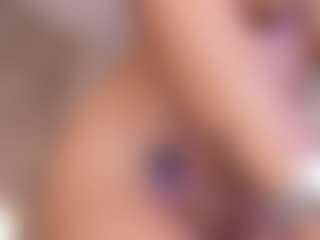 Live cam show with JadaKaii - Big Tits on CamClone