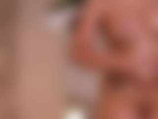 Live cam show with JadaKaii - Average on fapnchat