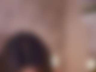 Live cam show with JadaKaii - Ice on Big Tits