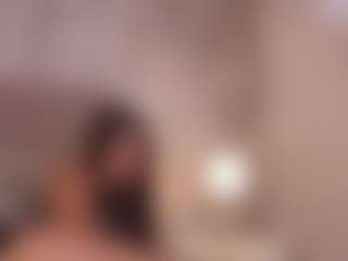 Live cam show with JadaKaii - Spank on AdultVida.com