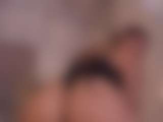 Live cam show with JadaKaii - Average on Gym Cam Girls