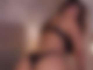 Live cam show with JadaKaii - Fingers on Camsoda