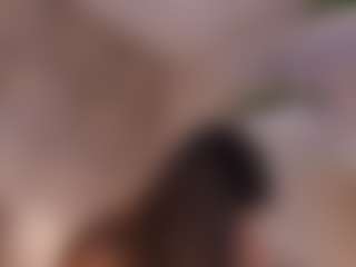 Live cam show with JadaKaii - Fingers on Camming Site