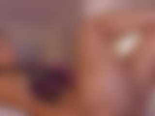 Live cam show with JadaKaii - Striptease on slutload