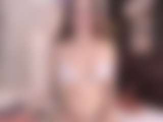 Live cam show with RaquelDanger - Fingerass on Livezox