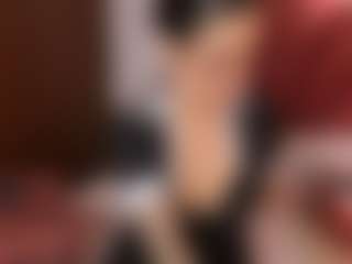 Live cam show with RaquelDanger - Foot Fetish Brown Hair on sexylivex.com