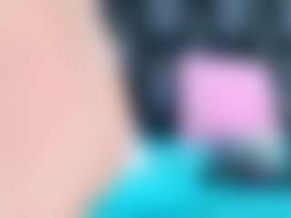 Live cam show with DahianaMoss - Hairy Pussy on AdultVida.com