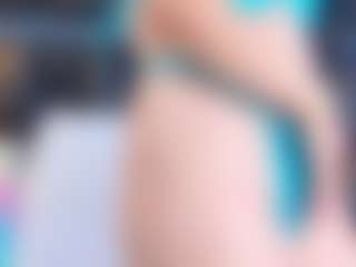 Live cam show with DahianaMoss - Pov on TeamSkeetLive