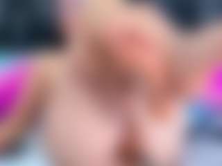 Live cam show with DahianaMoss - Pov on Camsoda