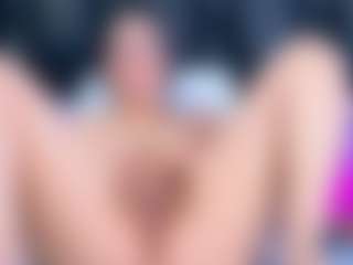 Live cam show with DahianaMoss - Fingering on SinfulBabes