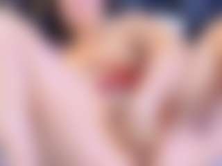 Live cam show with DahianaMoss - Petite on PervPlay.com