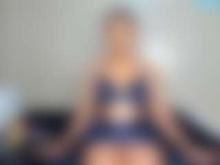 Live cam show with kinkytalia - Kinky on Camsoda