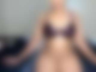 kinkytalia's Live Sex Cam Show