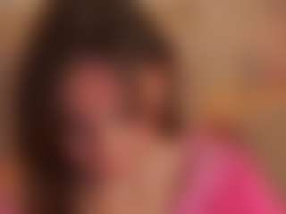 Live cam show with SofieBloom - Small Tits on xblisslive.com