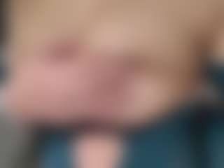 Live cam show with SpikedBella - Shaved Pussy on Instabang