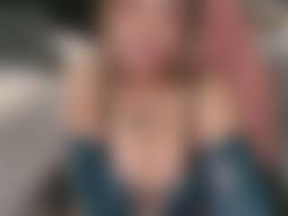 Live cam show with SpikedBella - Thick on makecum.org