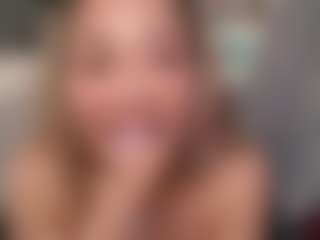 SpikedBella's Live Sex Cam Show