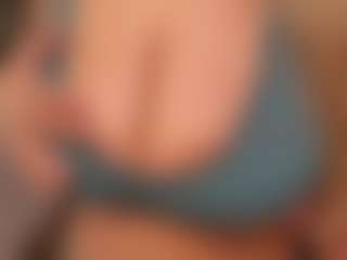 Live cam show with SpikedBella - Shaved Pussy on thefappeningchat.com