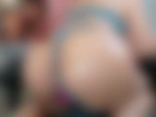 SpikedBella's Live Sex Cam Show