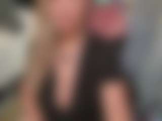 SpikedBella's Live Sex Cam Show