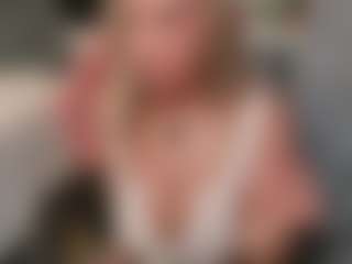 SpikedBella's Live Sex Cam Show