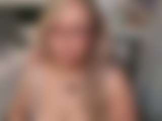 SpikedBella's Live Sex Cam Show