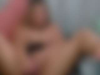 SpikedBella's Live Sex Cam Show