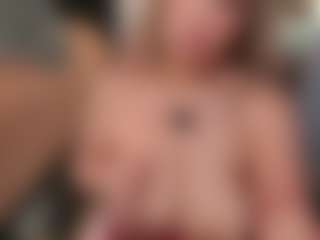 Live cam show with SpikedBella - Ass Bouncing on Camsoda