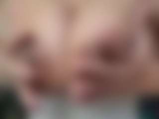 SpikedBella's Live Sex Cam Show