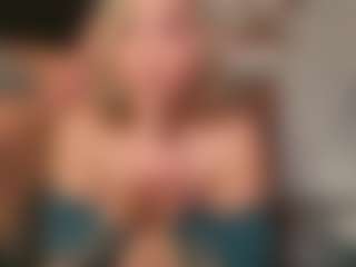 SpikedBella's Live Sex Cam Show