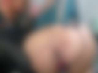 SpikedBella's Live Sex Cam Show