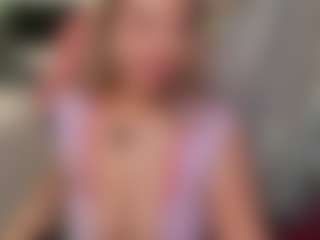 Live cam show with SpikedBella - Cute on crypto-cams