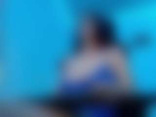 amber-24 MILF webcam performer live streaming