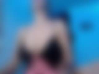Live cam show with amber-24 - Red Hair on Uber Horny