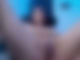 amber-24's Live Sex Cam Show