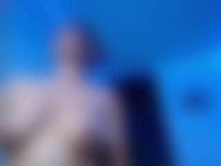amber-24 MILF webcam performer live streaming