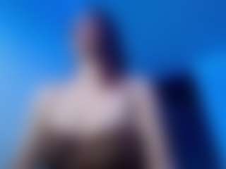 Live cam show with amber-24 - Facial Piercings on Stripli.com