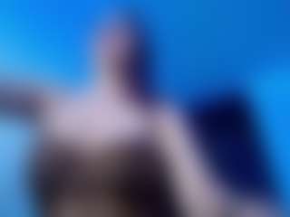 Live cam show with amber-24 - Facial Piercings on Uber Horny