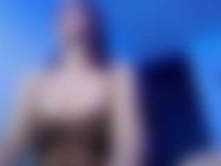 Live cam show with amber-24 - Cum on Milfs Live