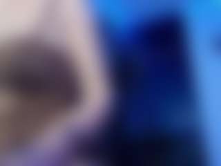 Live cam show with amber-24 - Green Eyes on luckytryst.com