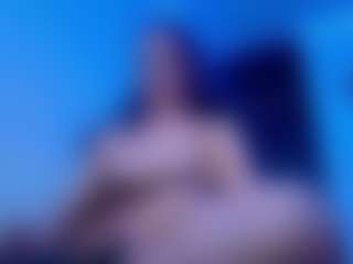 Live cam show with amber-24 - Green Eyes on camgirlchat.live