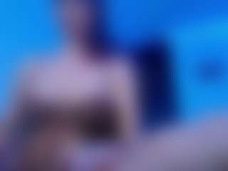 Live cam show with amber-24 - Public Mature on TottyGirls