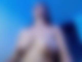 Live cam show with amber-24 - Living Room on CamwithHer