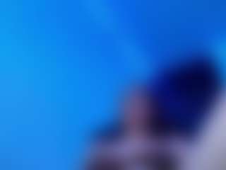 Live cam show with amber-24 - Public on xDating